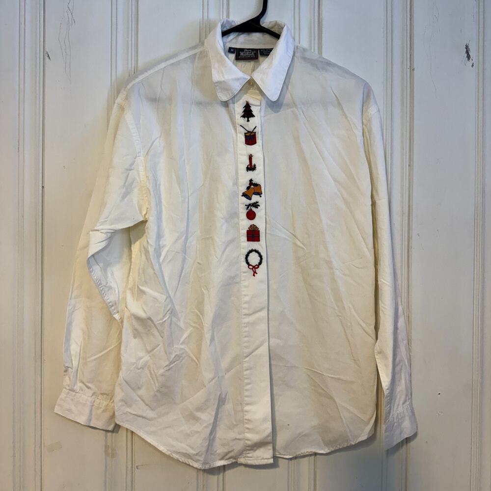 Woolrich Christmas Holiday Embroidered White Button Up Shirt Women's Size Medium